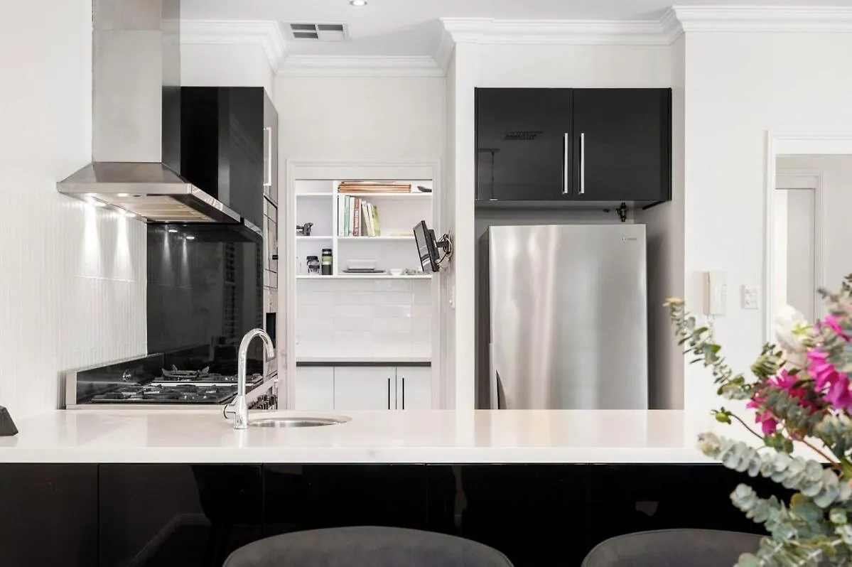 Maison Marie: Cinebar Getaway 4 Bedrooms 2.5 Baths Brisbane 0*,