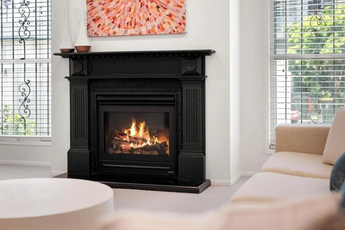 Holiday home Maison Marie: Cinebar Getaway 4 Bedrooms 2.5 Baths Brisbane
