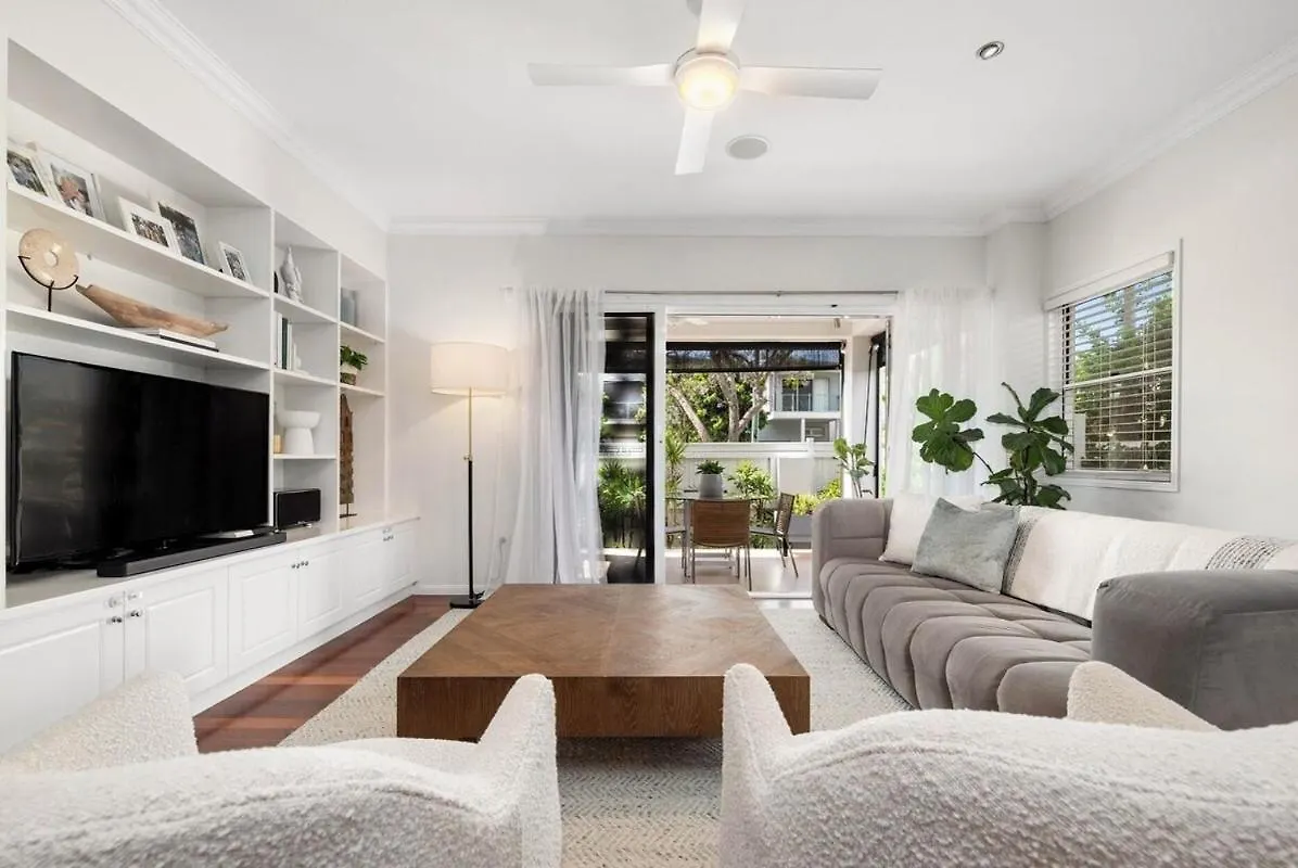 Maison Marie: Cinebar Getaway 4 Bedrooms 2.5 Baths Brisbane