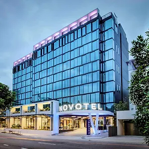 4* ホテル Novotel South Bank